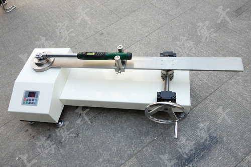 Ť��У��{������